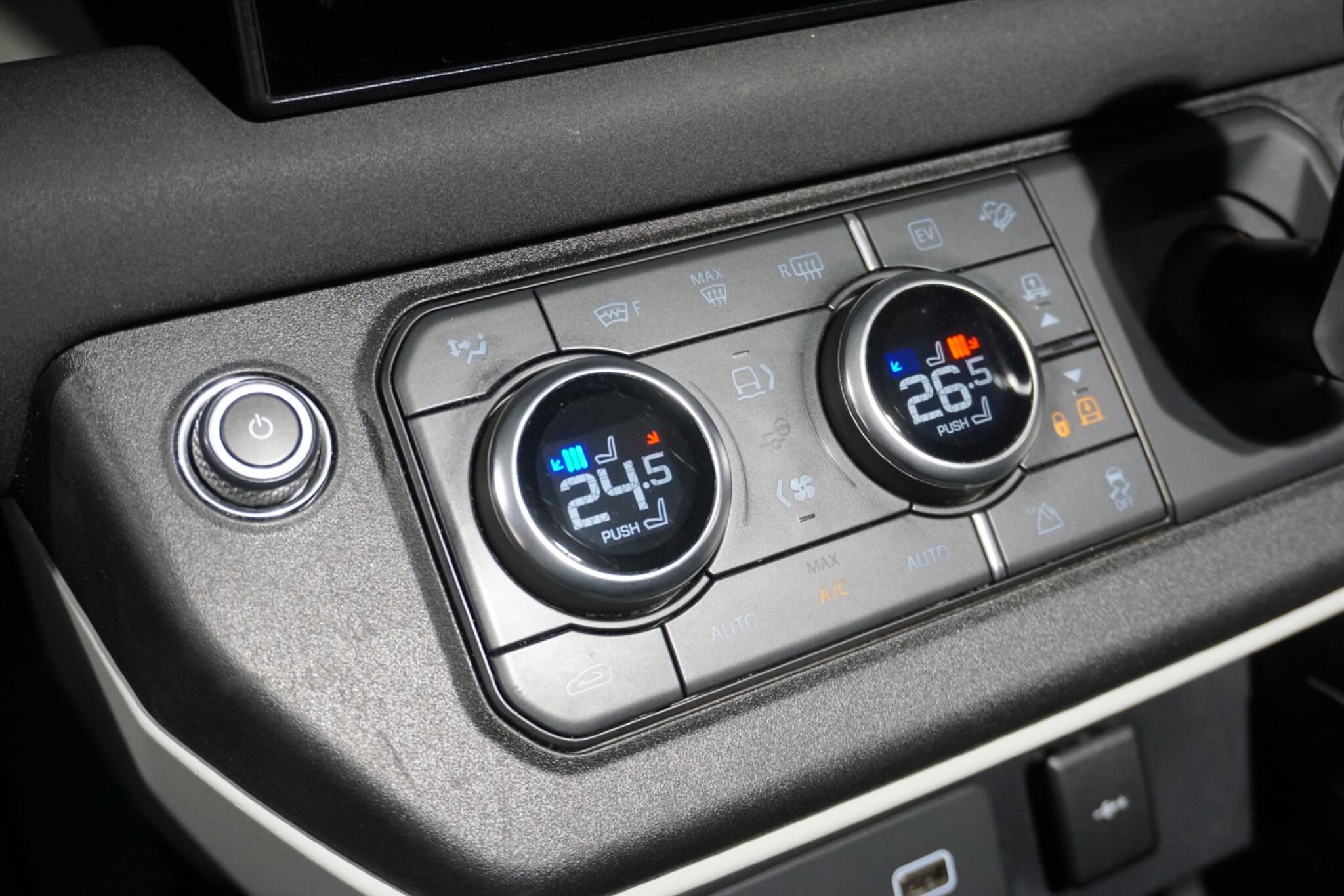 Land Rover Defender 110 2.0 P400e 15.4kWh XS Edition SUV 5dr Petrol Plug-in Hybrid Auto 4WD Euro 6 (s/s) (404 ps)